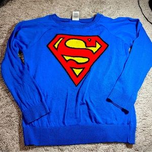 Superman sweater 😍